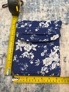 KRPlans Blue Floral A6 Planner Pouch - Navy and White